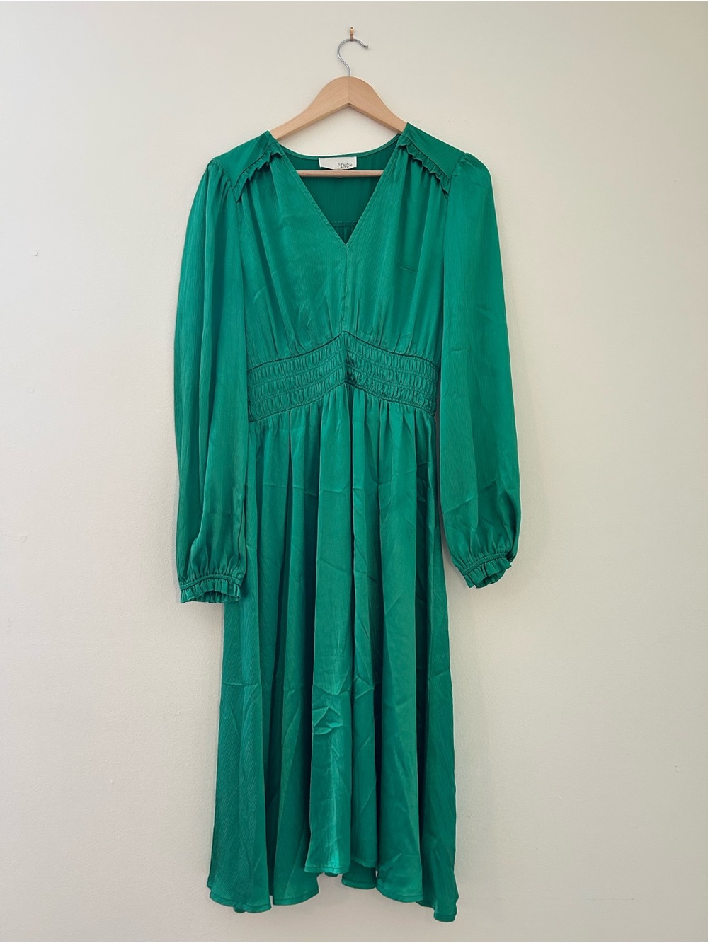 Pinch Emerald Green Long Sleeve V-Neck Midi Dress